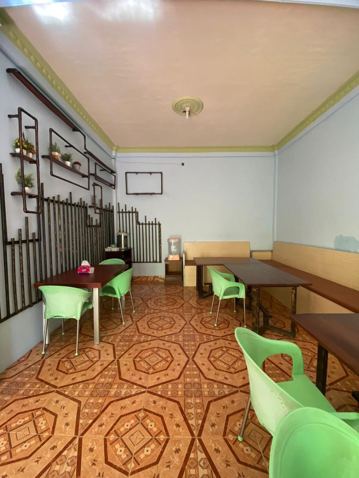 Huu Kurnia Family Homestay & Restaurant! מראה חיצוני תמונה