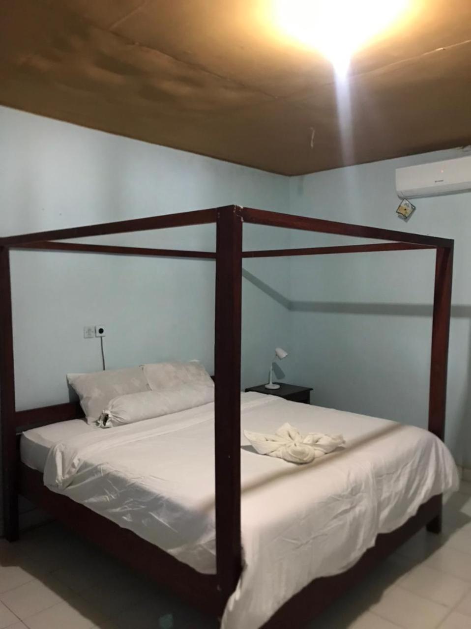 Huu Kurnia Family Homestay & Restaurant! מראה חיצוני תמונה